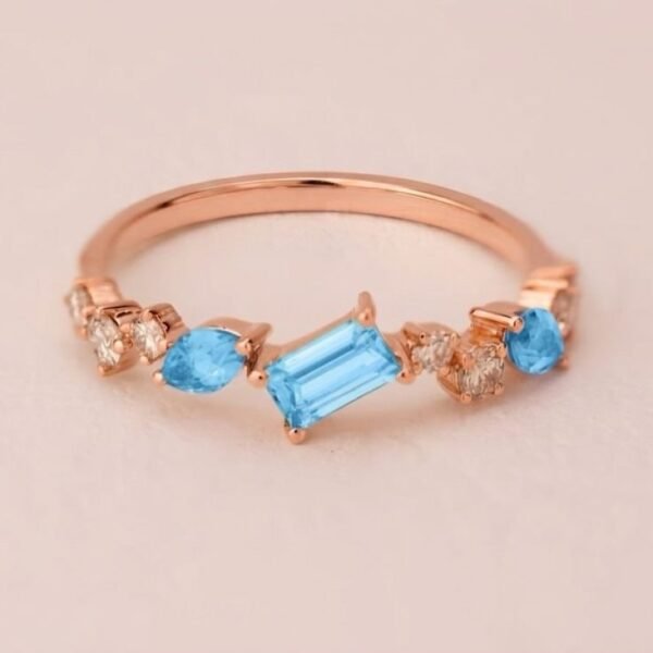 Diamond / Blue Topaz Ring