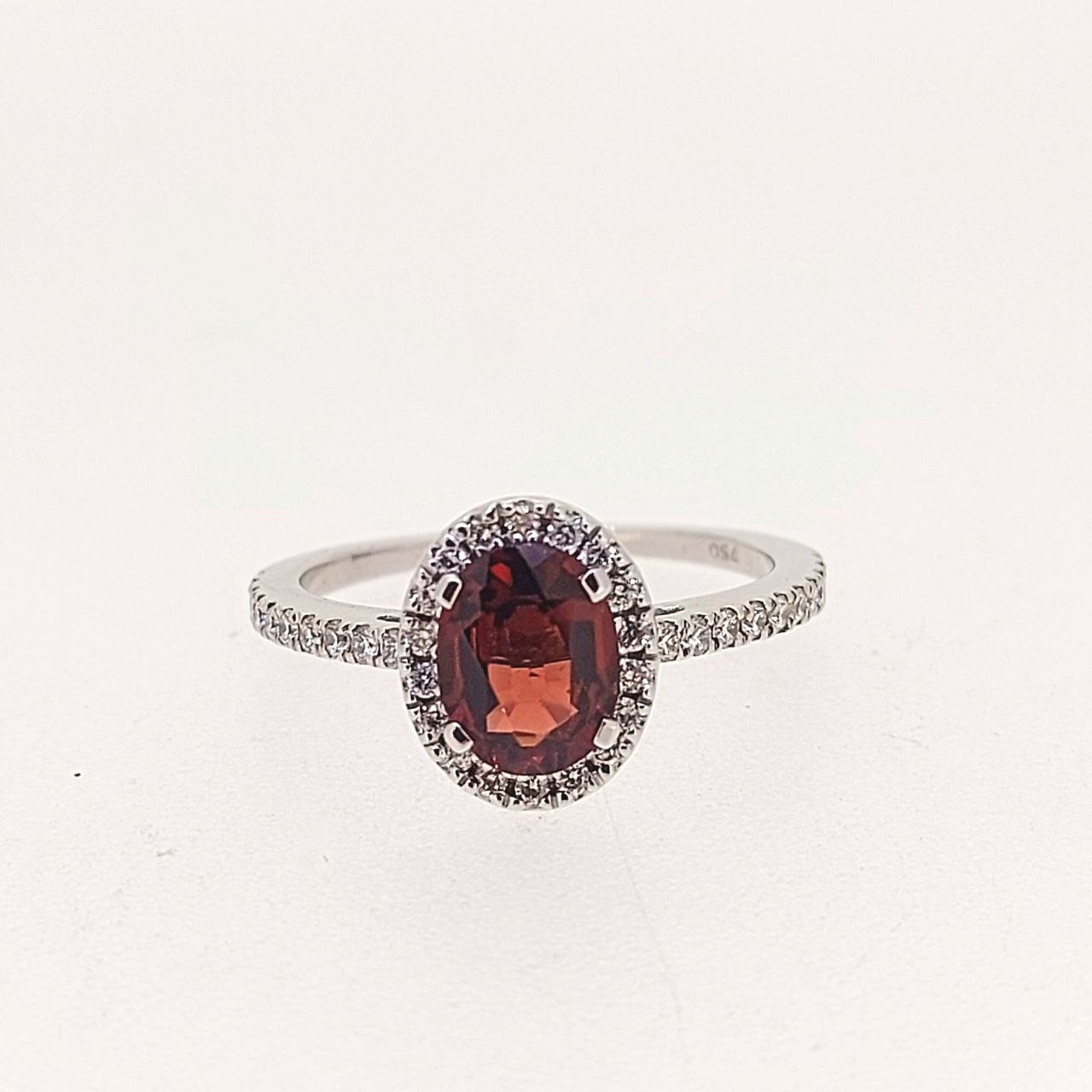 Diamond / Garnet Ring