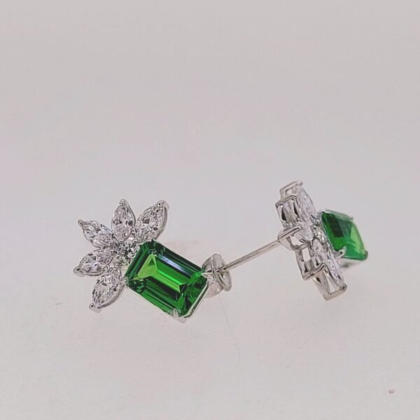 Diamond / Tsavorite Earrings