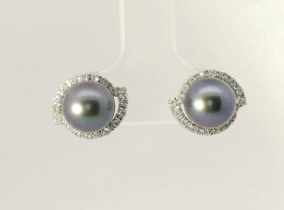 Diamond / FW Pearl Earrings