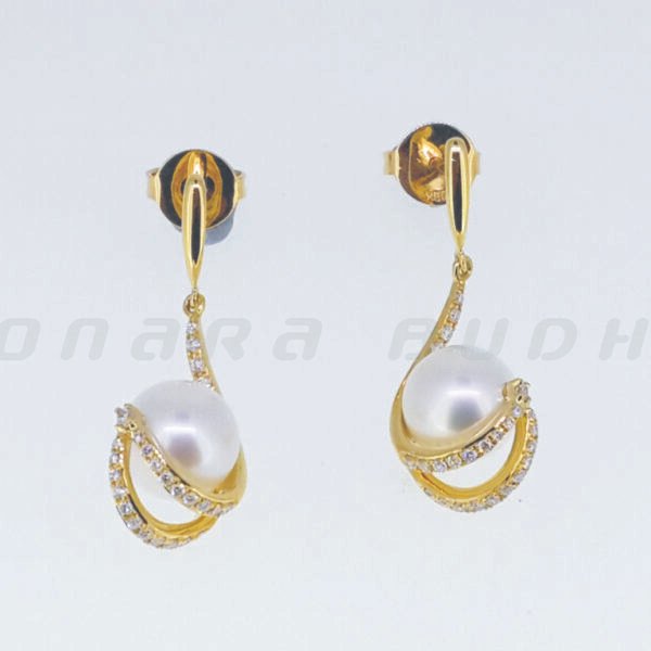 Diamond / Pearl Earrings