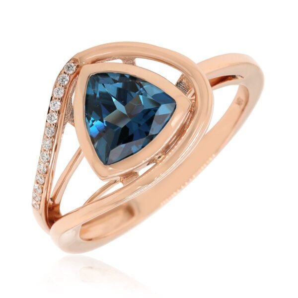 Diamond / Blue Topaz Ring