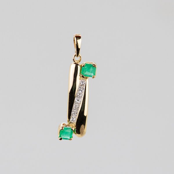 Diamond / Emerald Pendant