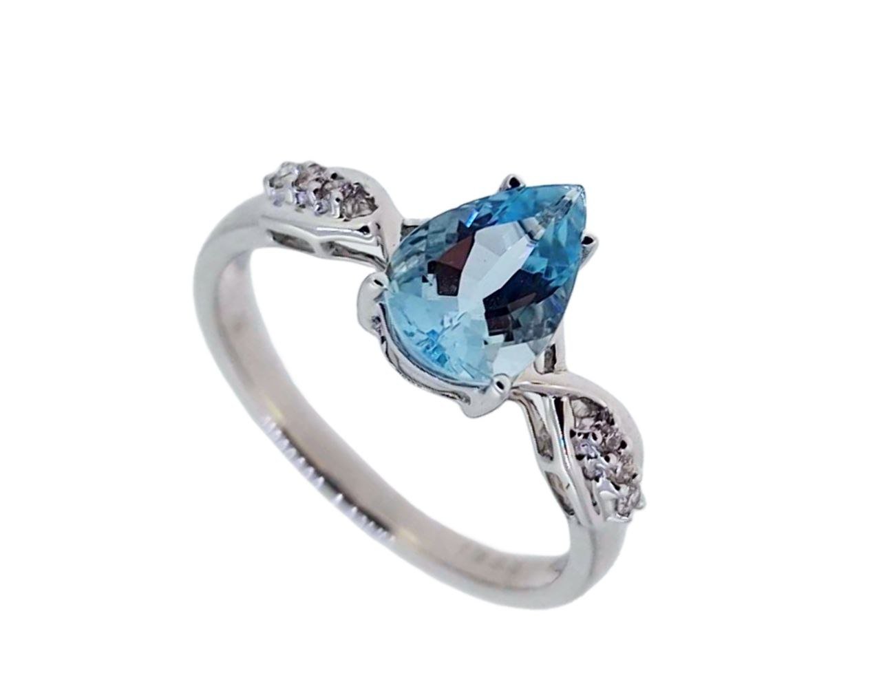 Diamond / Aquamarine Ring