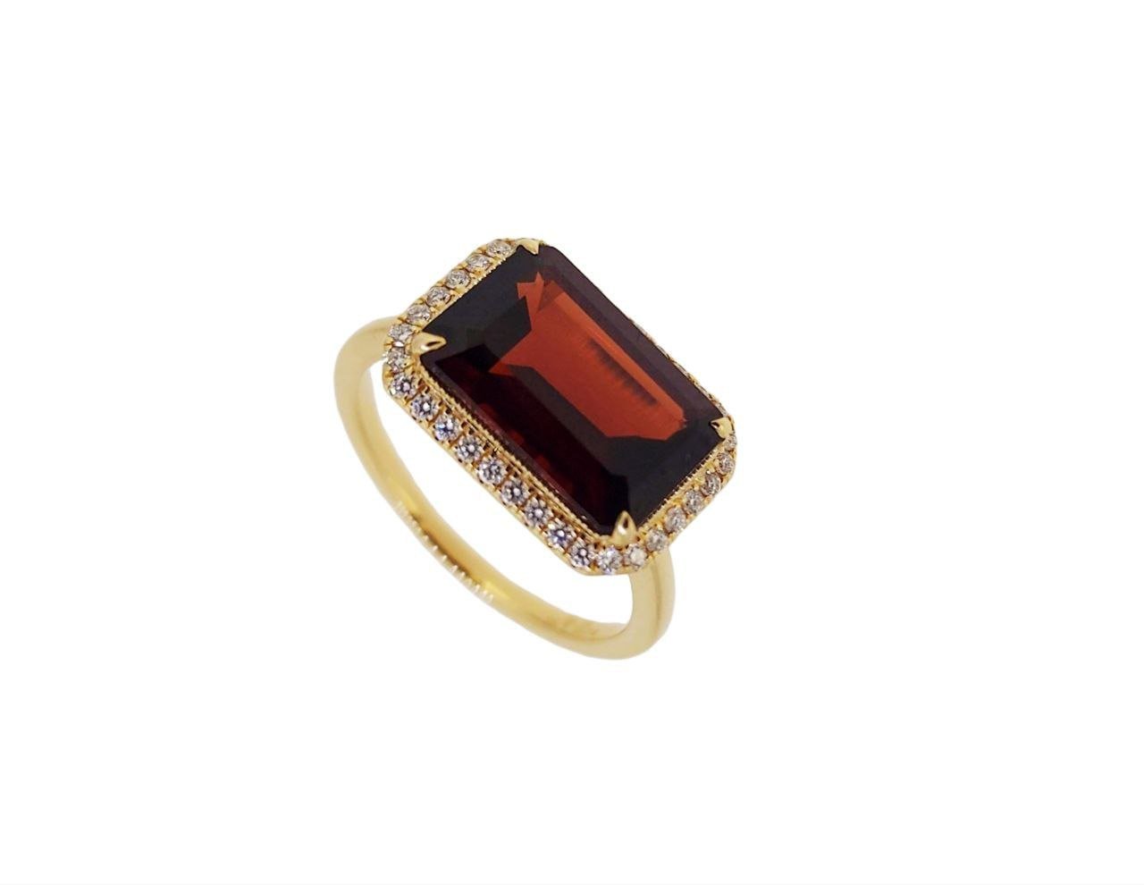 Diamond / Garnet Ring