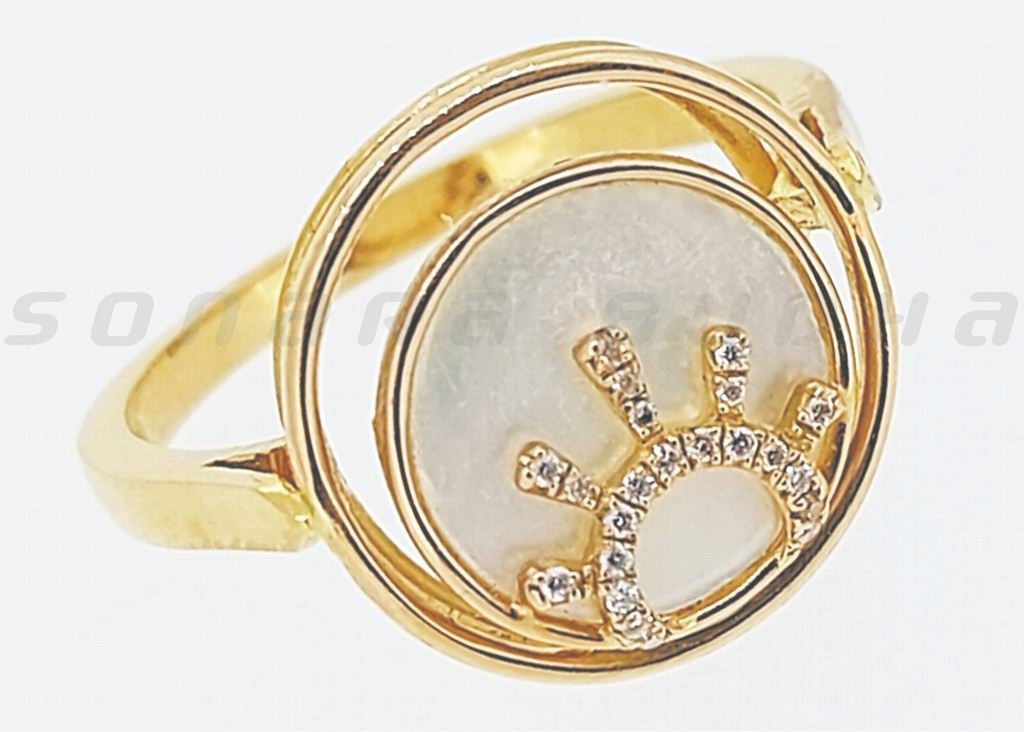 Diamond / Shell Ring