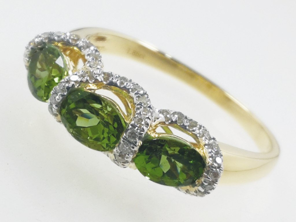 Diamond / Tsavorite Ring