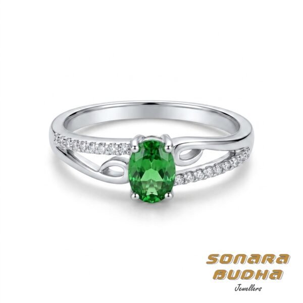 Diamond / Tsavorite Ring