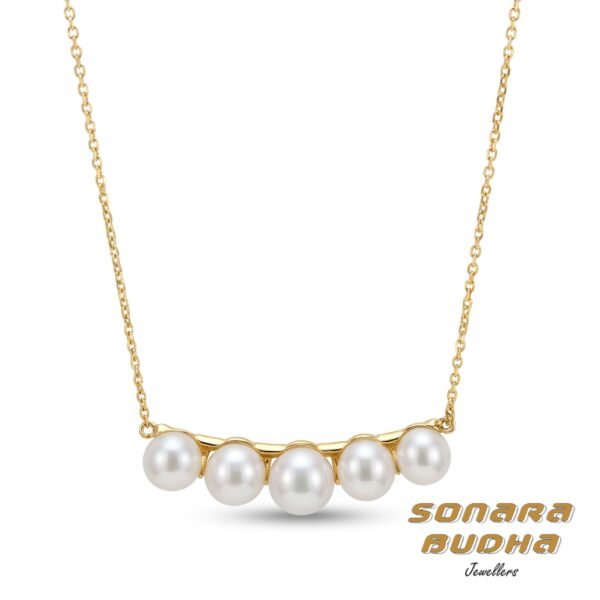 Diamond / FW Pearl Necklace